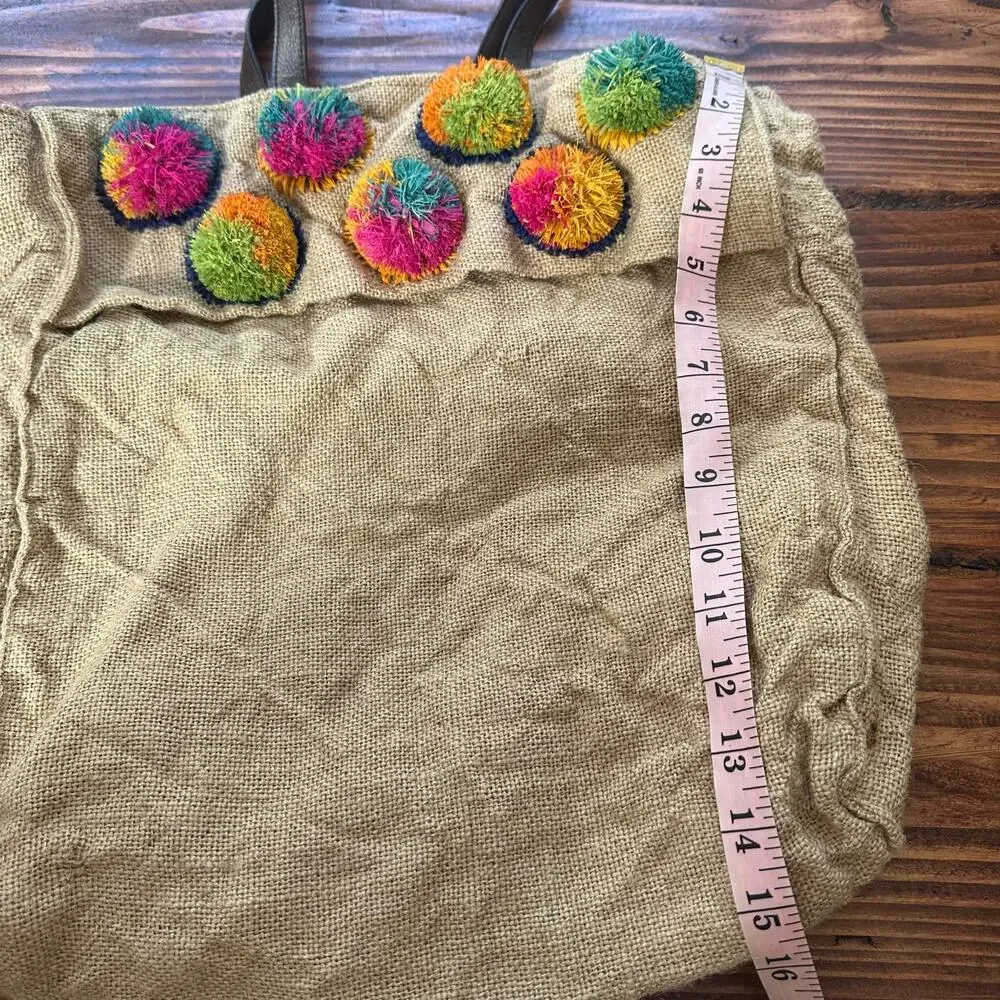 ✨Merona Woven Straw Pom Pom Tote Bag Beach Summer